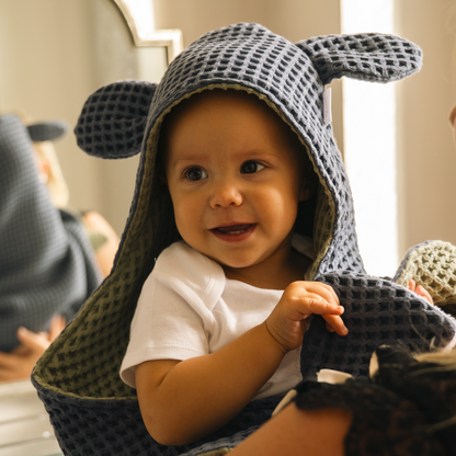 Cape de bain bébé en nid d'abeille